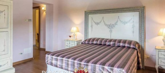 7 bedrooms House in Tuoro sul Trasimeno, Italy No. 54204 16