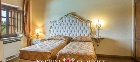 7 bedrooms House in Tuoro sul Trasimeno, Italy No. 54204 25