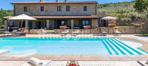 7 bedrooms House in Tuoro sul Trasimeno, Italy No. 54204 33