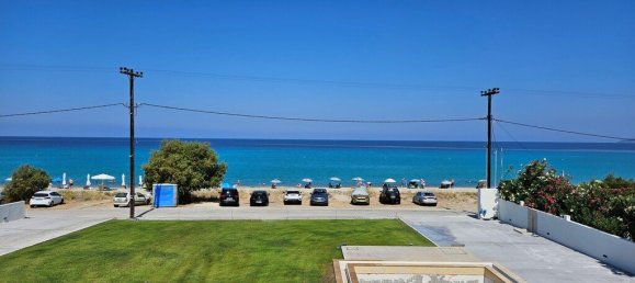 4 Schlafzimmer Villa in Chalkidiki, Greece, Nr. 3013 5