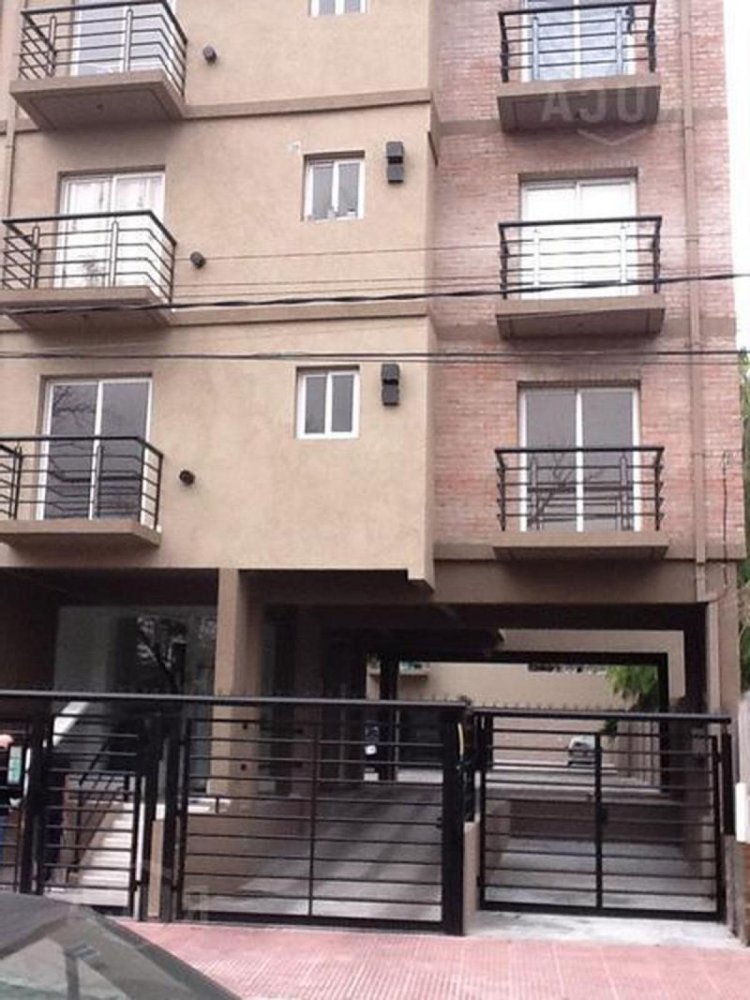 Склад 15м² в Тигре, Аргентина № 107599