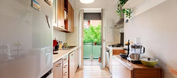 Apartamento de 2 dormitorios en Sesto San Giovanni, Italy No. 379858 13