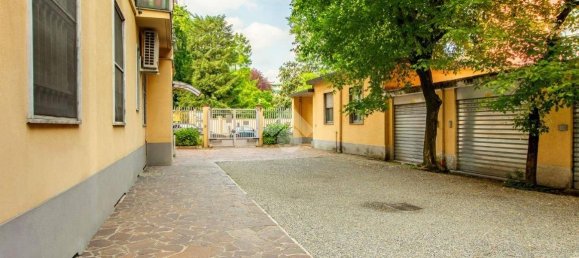 Apartamento de 2 dormitorios en Sesto San Giovanni, Italy No. 379858 6