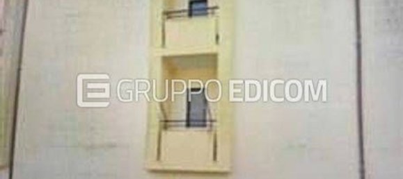 3 rooms Apartment in Crotone, Italy No. 100463 6