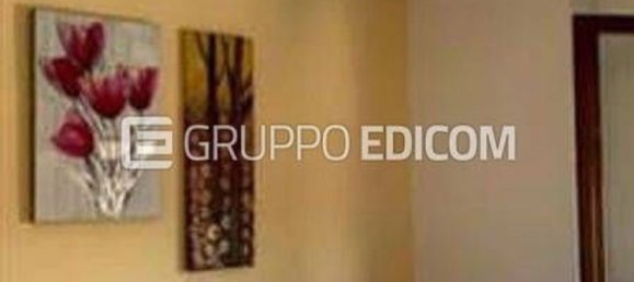 3 rooms Apartment in Crotone, Italy No. 100463 3