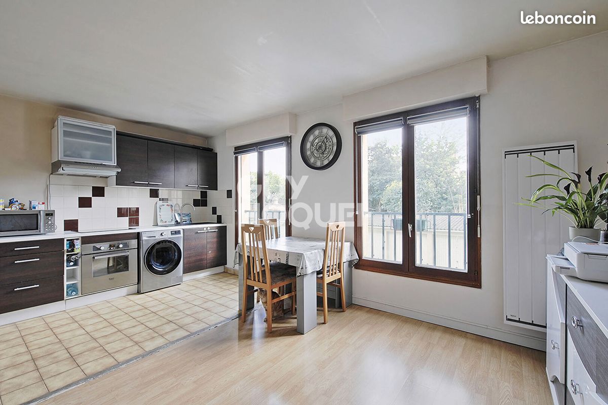 2 Schlafzimmer Wohnung in Ozoir-la-Ferriere, France, Nr. 171942