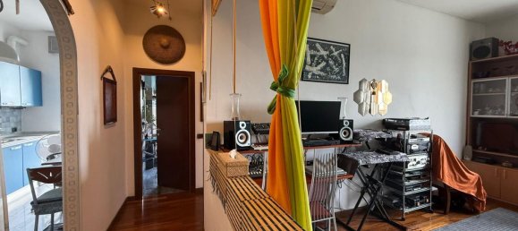 2-Zimmer Wohnung in Cinisello Balsamo, Italy, Nr. 330376 9