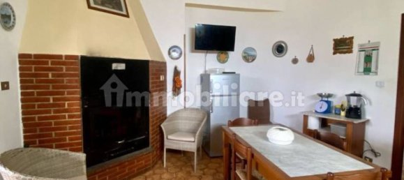 5 chambres Villa à Aprilia, Italy No. 208613 18