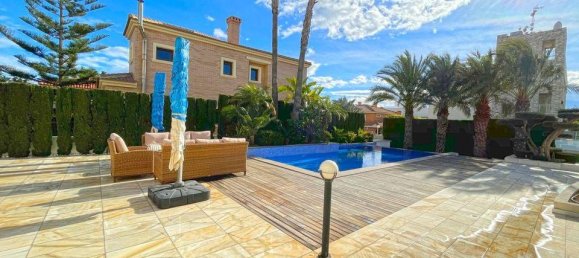 5 غرف نوم فيلا في Torrevieja, Spain رقم 189243 5