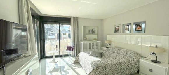 5 غرف نوم فيلا في Torrevieja, Spain رقم 189243 12