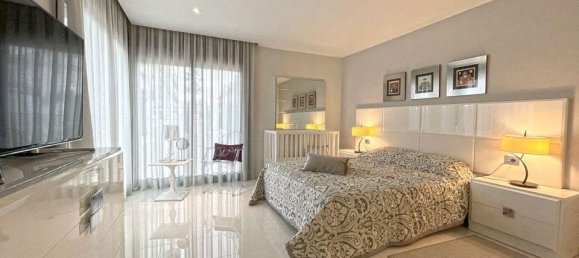 5 غرف نوم فيلا في Torrevieja, Spain رقم 189243 19