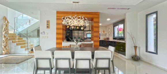 5 غرف نوم فيلا في Torrevieja, Spain رقم 189243 22