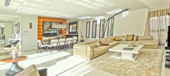 5 غرف نوم فيلا في Torrevieja, Spain رقم 189243 3