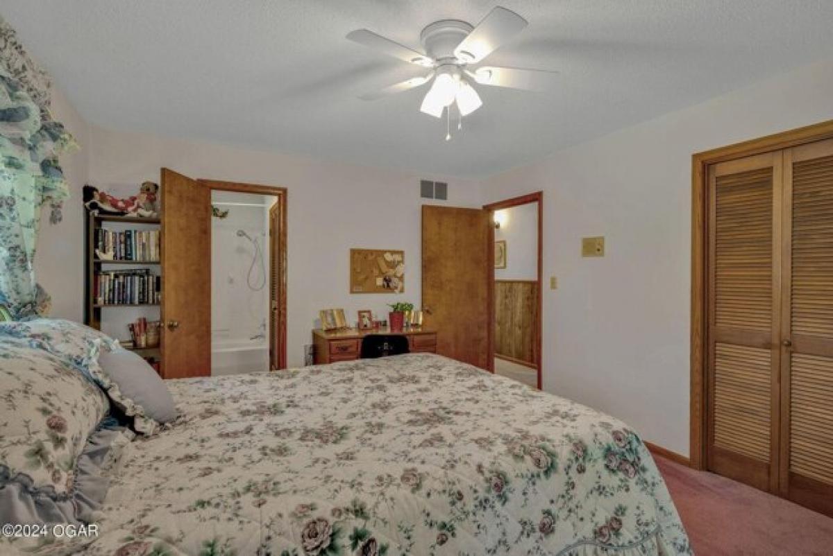 4 bedrooms House in Neosho, USA No. 423978