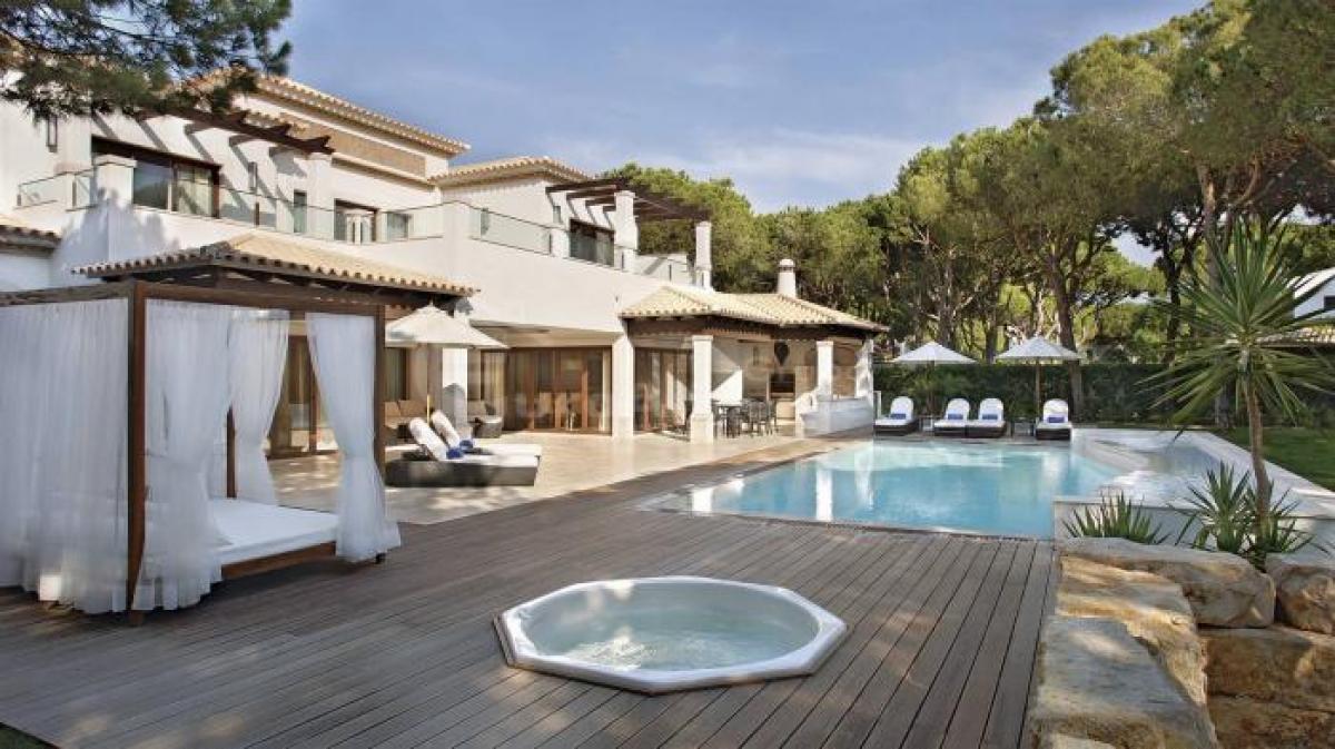 Вилла с 4 спальнями в Албуфейра, Португалия № 3026