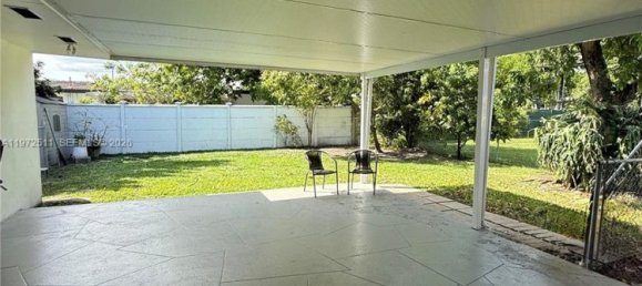 4 Schlafzimmer Villa in Miami, USA, Nr. 615477 10