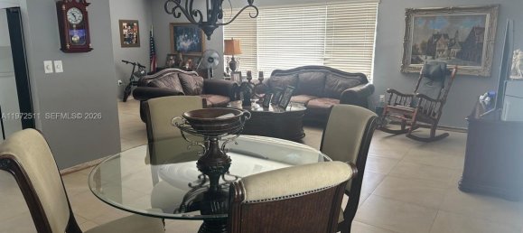 4 Schlafzimmer Villa in Miami, USA, Nr. 615477 3