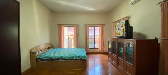 4 bedrooms House in Chiang Mai, Thailand No. 27082 18