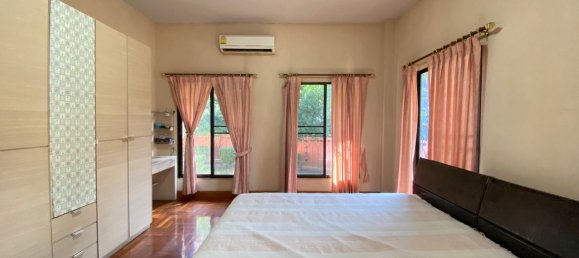 4 bedrooms House in Chiang Mai, Thailand No. 27082 3