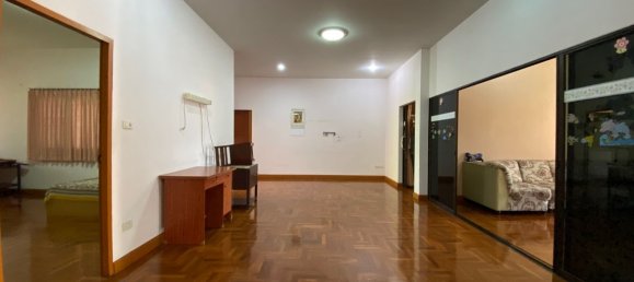 4 bedrooms House in Chiang Mai, Thailand No. 27082 23