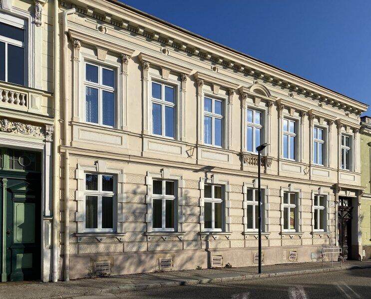 10 rooms House in Stockerau, Austria No. 81210