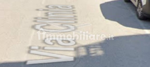 5-Zimmer Gewerbliche Immobilie in Bari, Italy, Nr. 261853 4