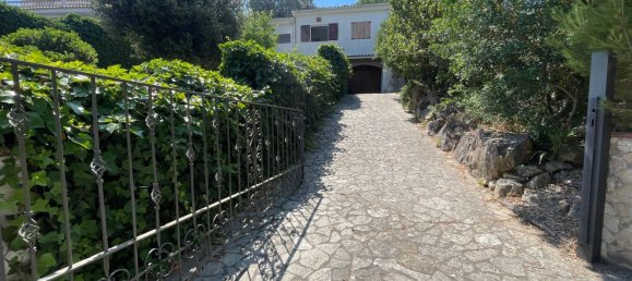 Casa de 3 dormitorios en Begur, Spain No. 155481 2