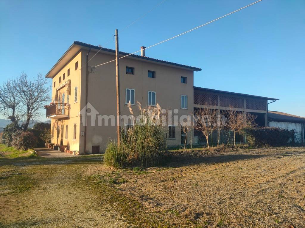 4 bedrooms House in Vicenza, Italy No. 124980