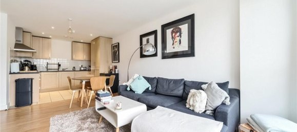 2 bedrooms Apartment in London, United Kingdom No. 3523 9