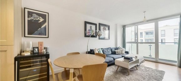 2 bedrooms Apartment in London, United Kingdom No. 3523 10