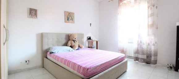 4 rooms Apartment in Livorno, Italy No. 224887 5