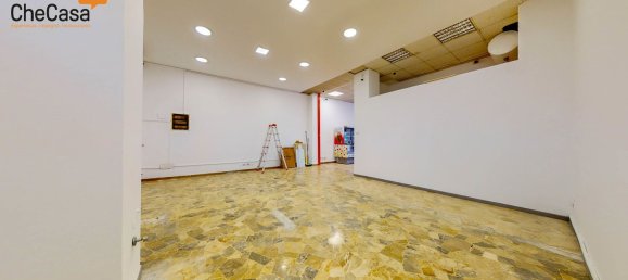 110m² Commercial property in Milan, Italy No. 260463 24