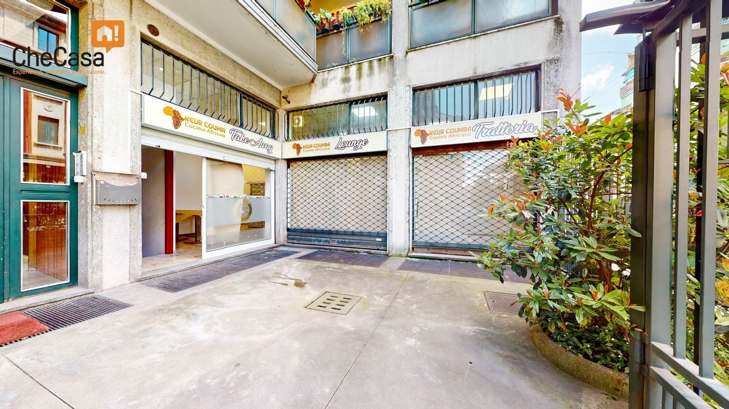 110m² Commercial property in Milan, Italy No. 260463