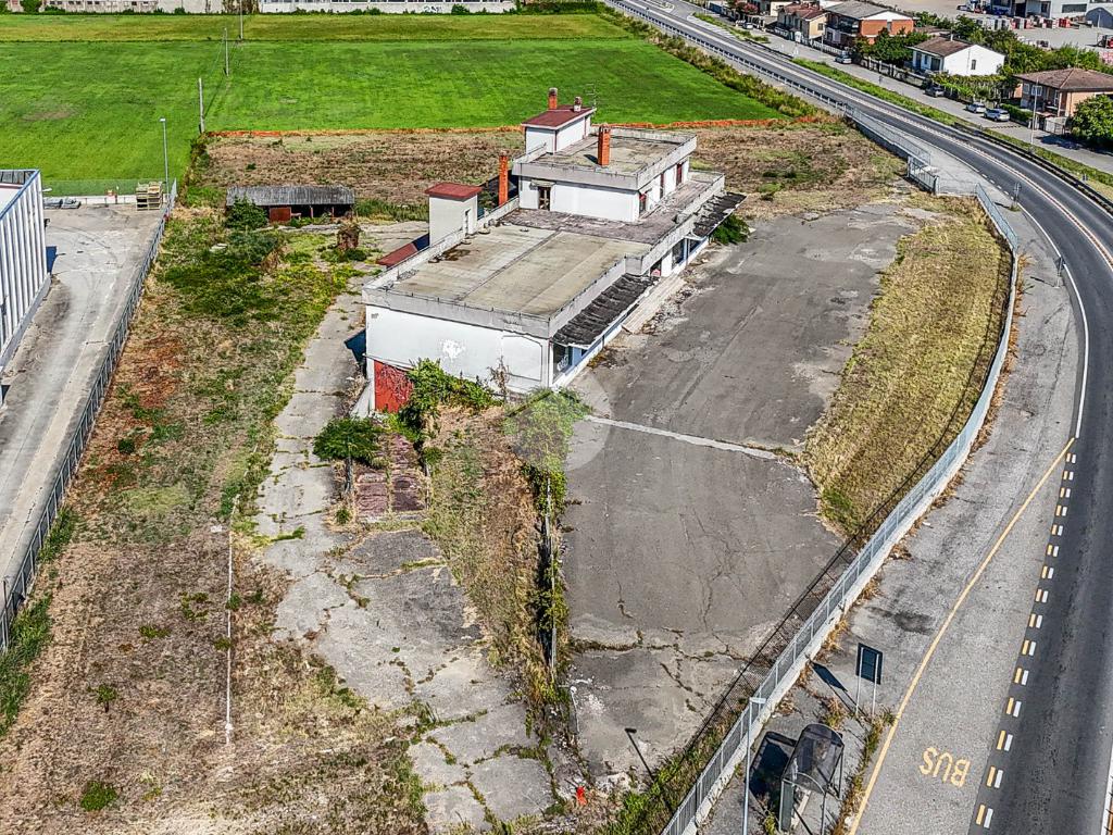 9450m² Land in Orio Litta, Italy No. 257660