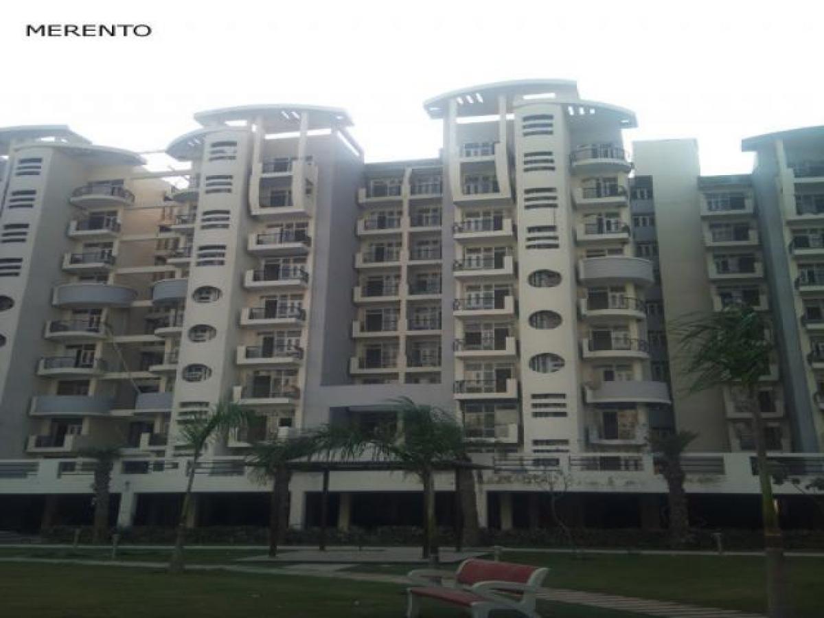 2 bedrooms House in Faridabad, India No. 24440