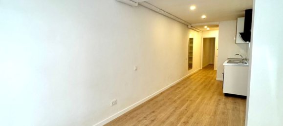 1 bedroom Apartment in Barcelona, Spain No. 188618 7