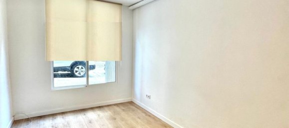 1 bedroom Apartment in Barcelona, Spain No. 188618 3