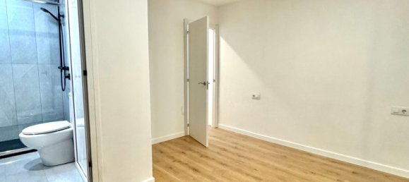 1 bedroom Apartment in Barcelona, Spain No. 188618 14