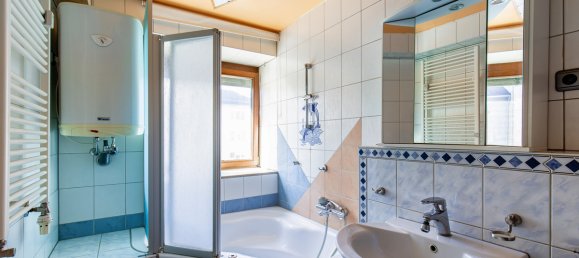 Квартира с 6 комнатами в Reutlingen, Германия № 371324 10