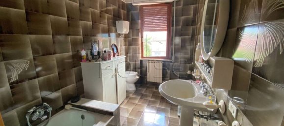 2 Schlafzimmer Wohnung in Perugia, Italy, Nr. 302963 18