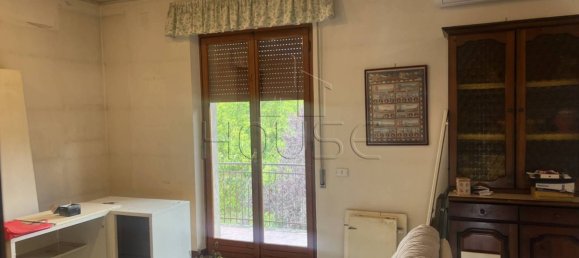 2 Schlafzimmer Wohnung in Perugia, Italy, Nr. 302963 6
