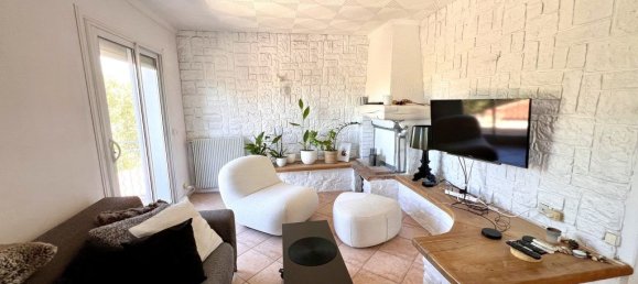 Casa de 3 dormitorios en Gard, France No. 326640 12