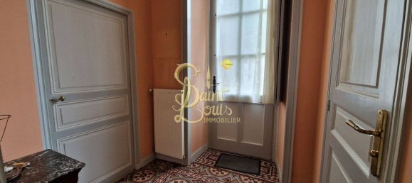 5 bedrooms House in Richelieu, France No. 58821 8