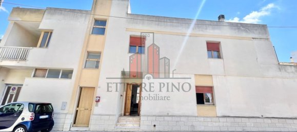 Дом с 11 комнатами в Casarano, Италия № 298711 2