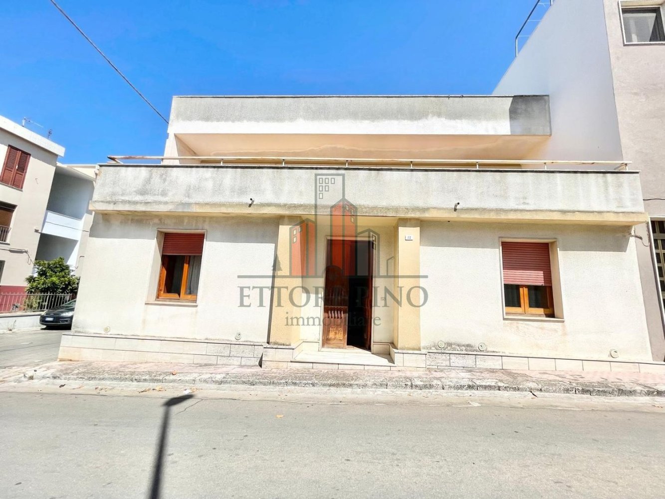 Дом с 11 комнатами в Casarano, Италия № 298711