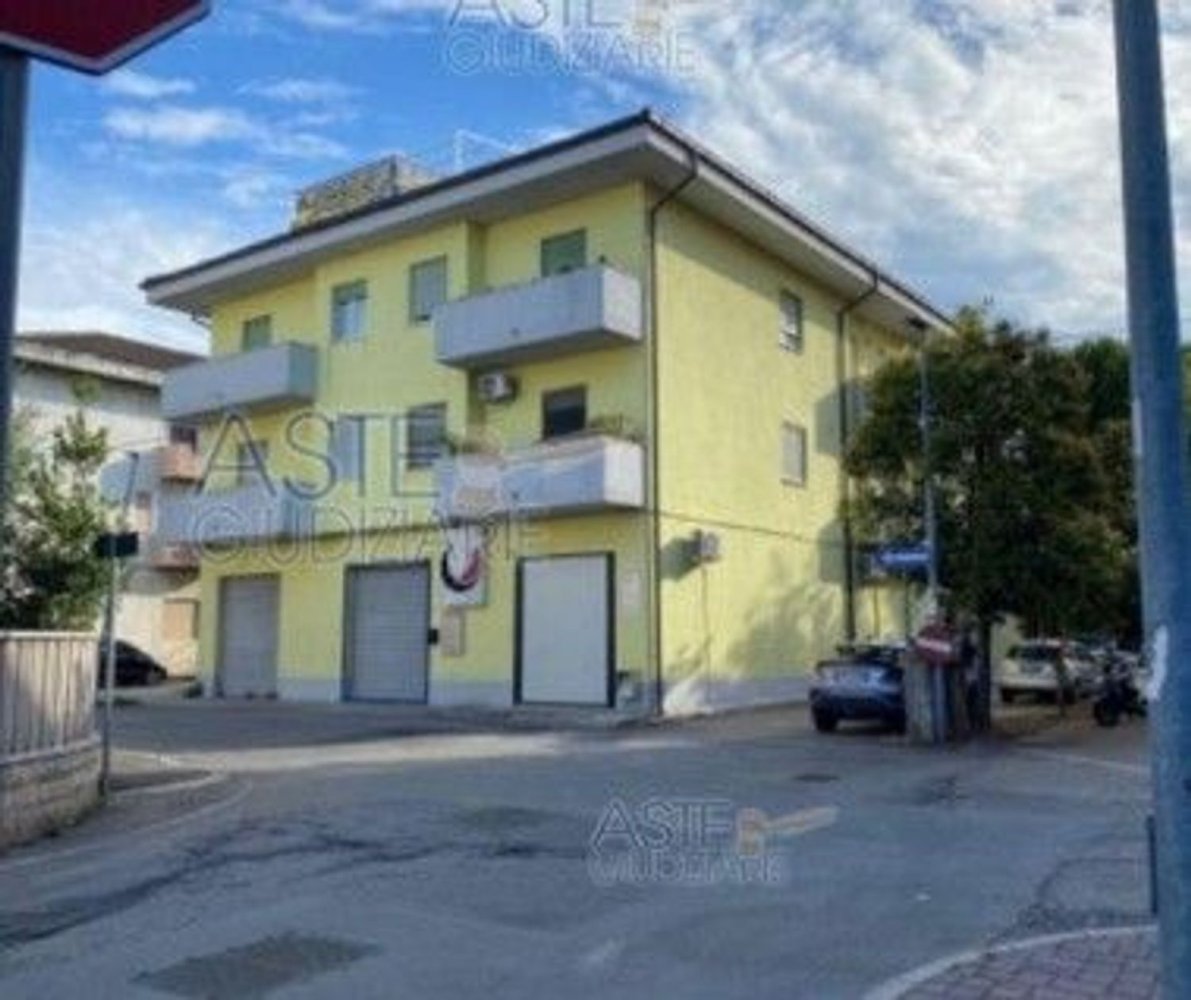 Apartamento de 3 divisões em Pescara, Italy N.º 182985