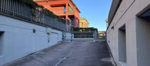 1-salle Garage à Montagna in Valtellina, Italy No. 103585 3