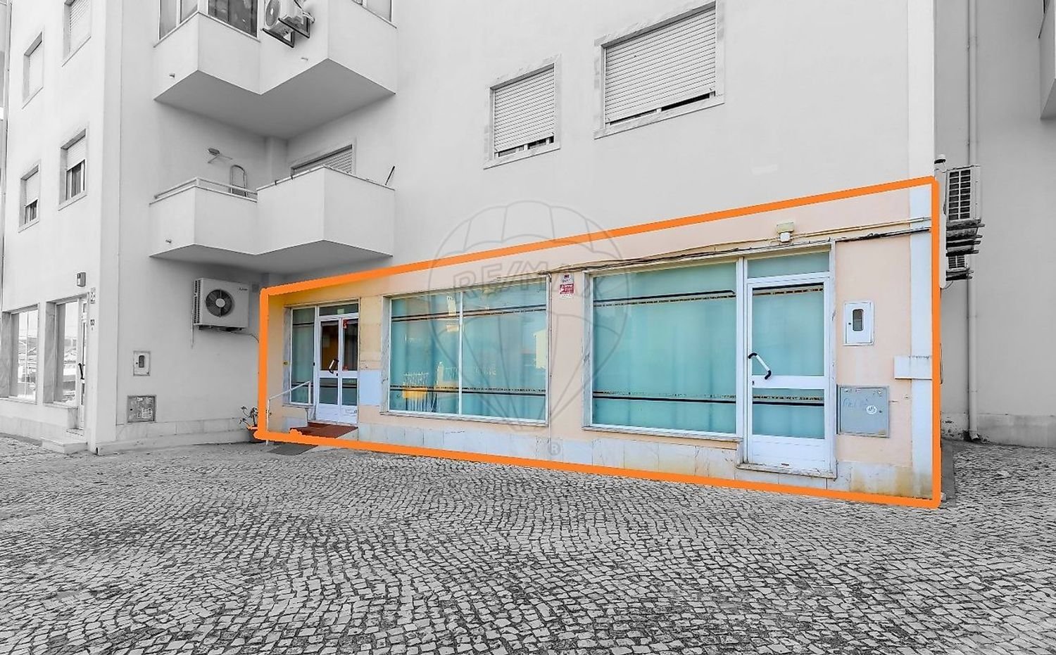 Gewerbliche Immobilie in Cascais, Portugal 85m², Nr. 266076