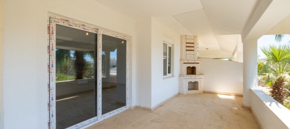 Вилла с 3 комнатами в Аланья, Турция № 23595 20