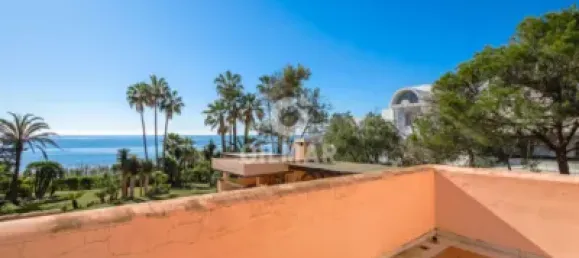 8 bedrooms Villa in Estepona, Spain No. 24238 30